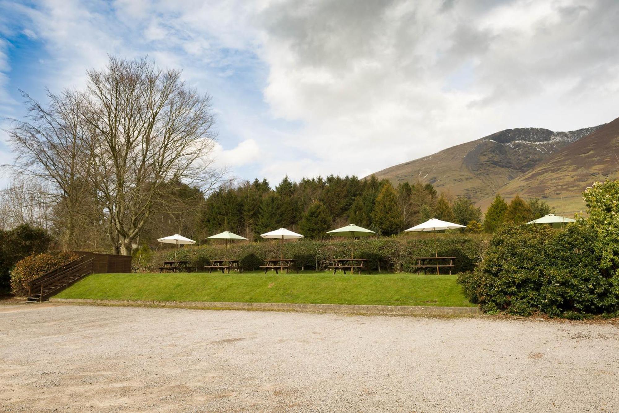 The Horse And Farrier Inn And The Salutation Inn Threlkeld Keswick Extérieur photo